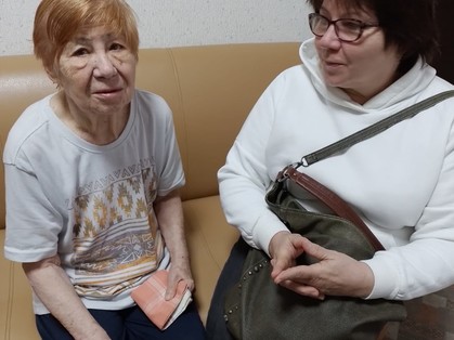 Фото дома престарелых в Новосибирске. Частный пансионат для пожилых людей в Новосибирске: Встречи с близкими в нашем пансионате для пожилых в Новосибирске