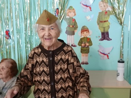 Фото дома престарелых в Новосибирске. Частный пансионат для пожилых людей в Новосибирске: Фото праздника 23 февраля в нашем пансионате в Новосибирске (2024)